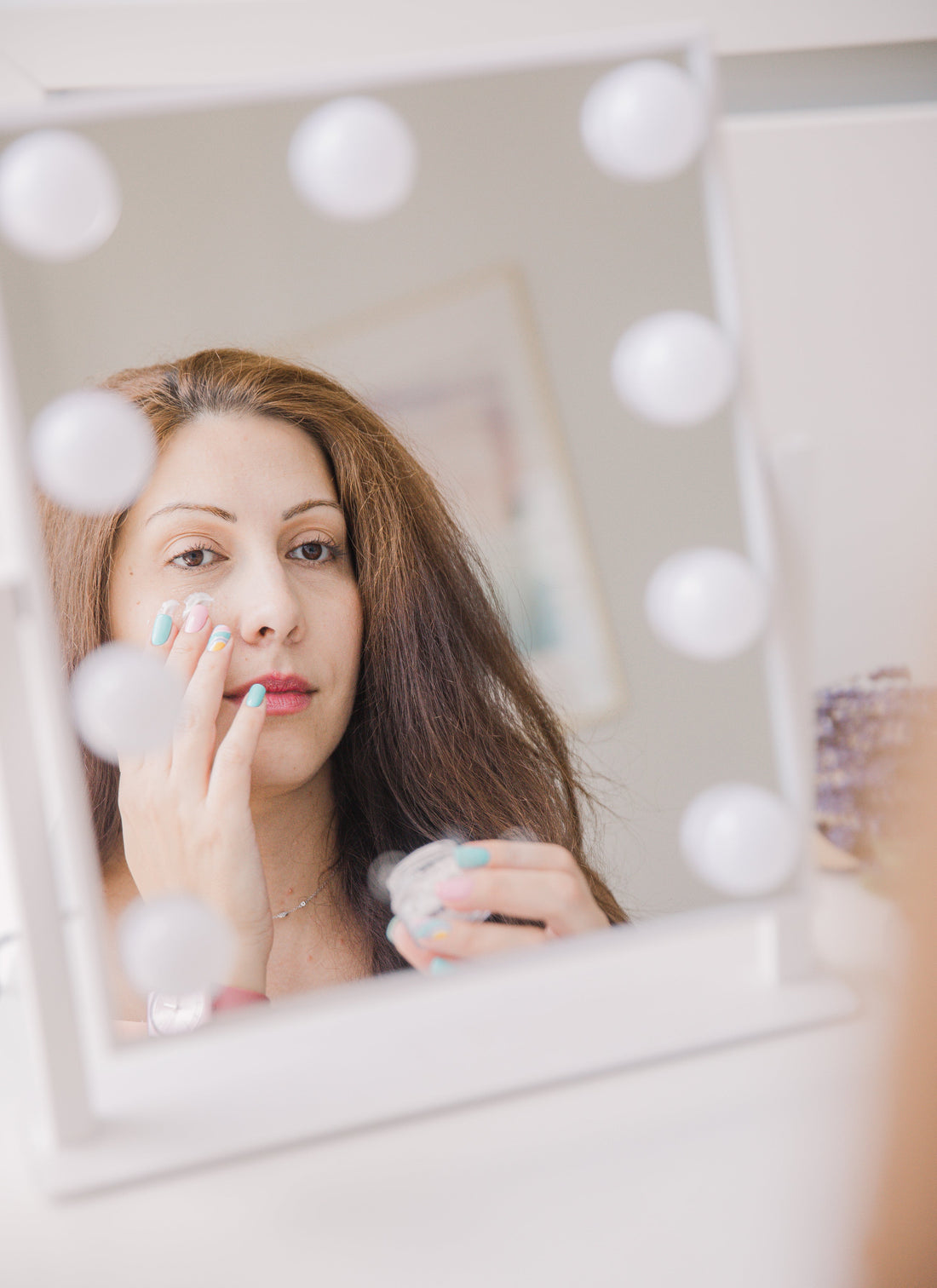 Postpartum Hair Loss Treatment: A Logic-Based TCM Approach in Melbourne East